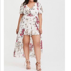 Torrid floral romper size 22